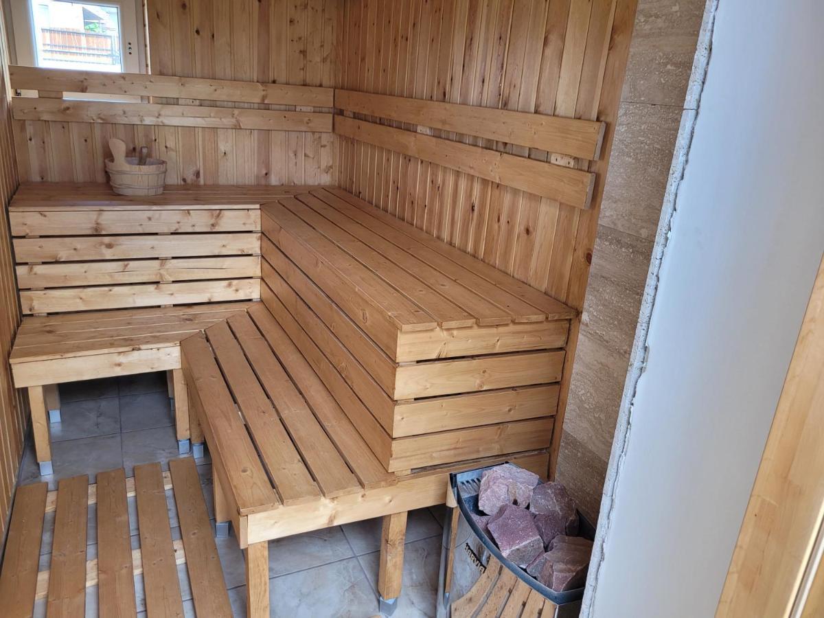 Vegvari Vendeghaz Magyarbóly Exteriör bild