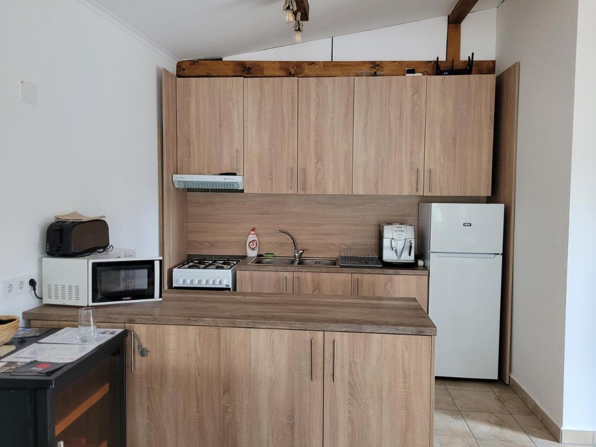 Vegvari Vendeghaz Magyarbóly Exteriör bild